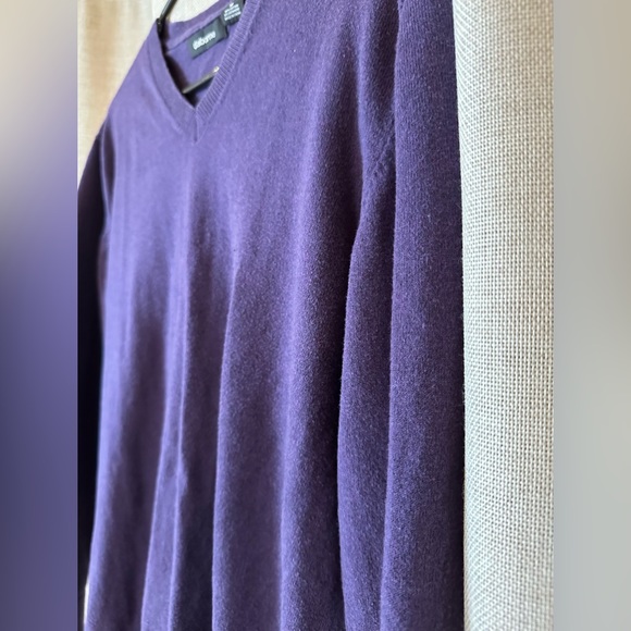 Claiborne•men’s long sleeve v-neck pullover sweater•medium•purple•cotton blend - Picture 9 of 9